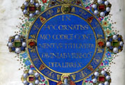 Livi, Tit. "Titi Livii patavini Ab urbe condita" [Manuscrit]. [Florència], [entre 1470 i 1486], f. 1v. Orla circular miniada amb l'escut dels Sobirans de Nàpols.