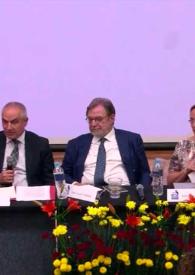 Periodismo y democracia: una reflexión sobre la trayectoria de Juan Luis Cebrían  / Juan Luis Cebrián, Antonio Caño, Julio Ortega, Amelia Valcárcel y Aurelio Collado | Biblioteca Virtual Miguel de Cervantes